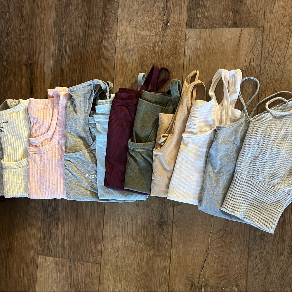 Tank Top Bundle (12)